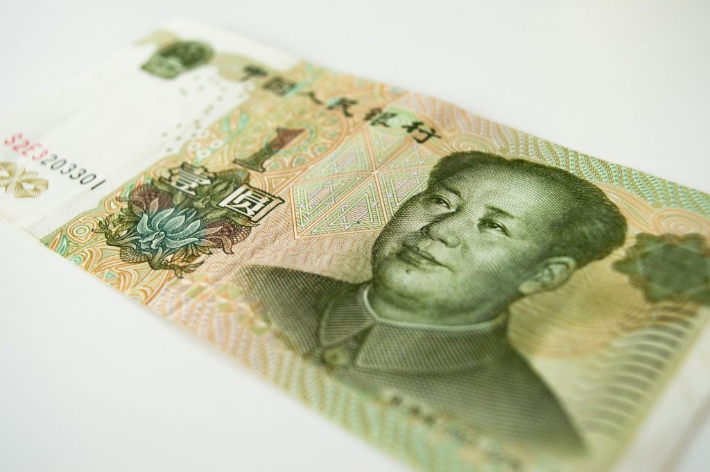 rob-UcQg2P2- Yuan